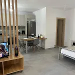 Vespista Boutique Скиатос