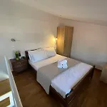 Vespista Boutique