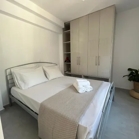 Vespista Boutique Apartment Skiathos Town