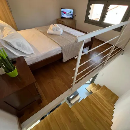 Vespista Boutique Apartment Skiathos Town